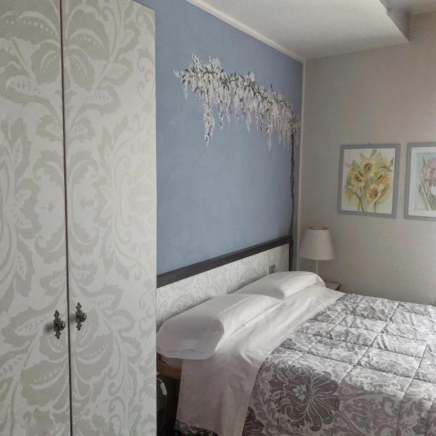 Cortiletto D'Alba Camere Con Ristorante Екстериор снимка