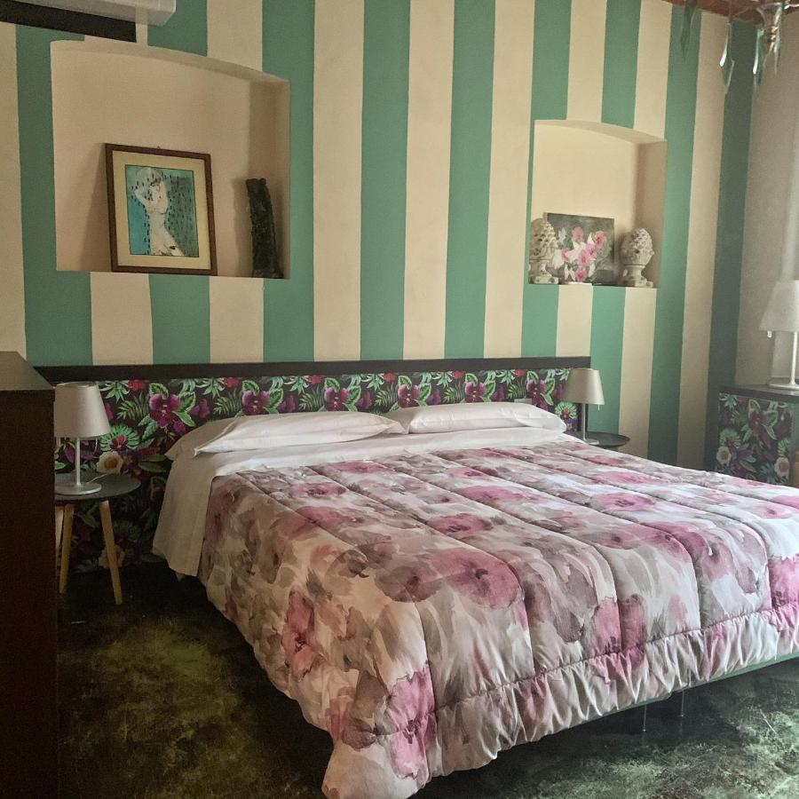 Cortiletto D'Alba Camere Con Ristorante Екстериор снимка